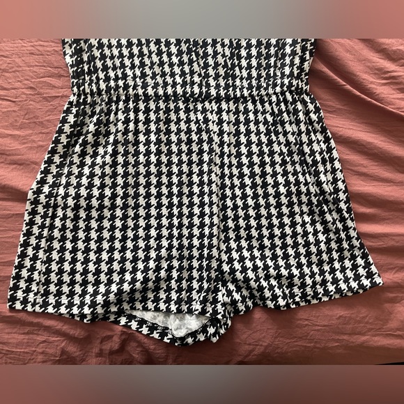 Forever 21 Romper - Picture 3 of 9